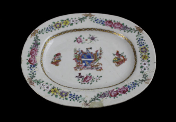 crest plate