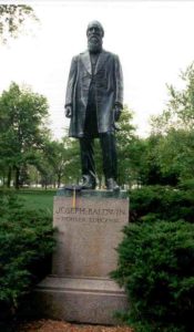 statue99